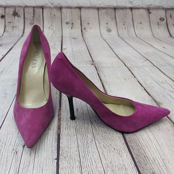 Guess Shoes - Guess Pointy Toe Pink Suede Shoes 6.5m